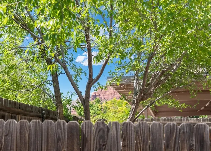 2br Scenic With Patio And Views